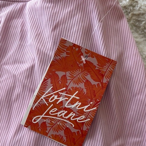 Kortni Jeane Pink Ribbed Swim skirt - Picture 4 of 4